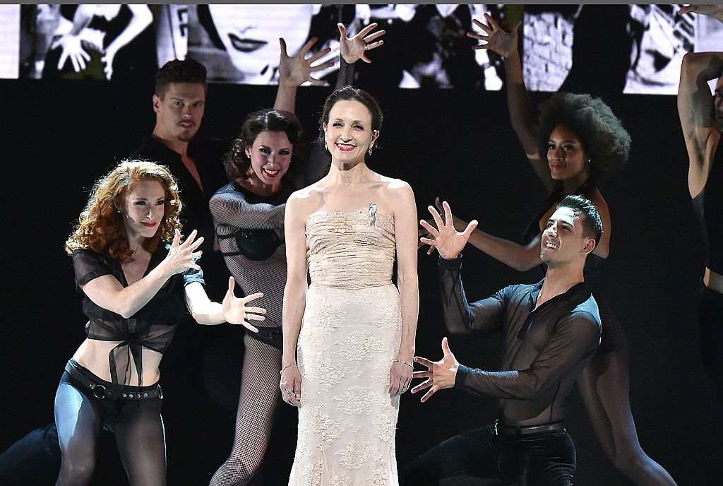 Bebe Neuwirth  paid tribute to the 20 year anniversary of the current revival of "Chicago" <br>